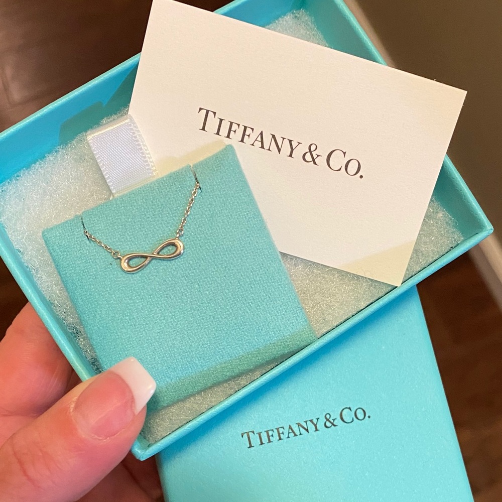 Tiffany & Co Infinity Pendant Necklace